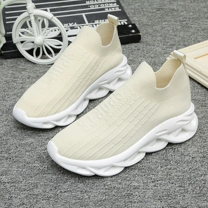 Breathable Knit Platform Women's Sneakers  Summer Non-slip Casual Sports Shoes Ladies Slip on Soft Sole Sneaker Shoes Flats