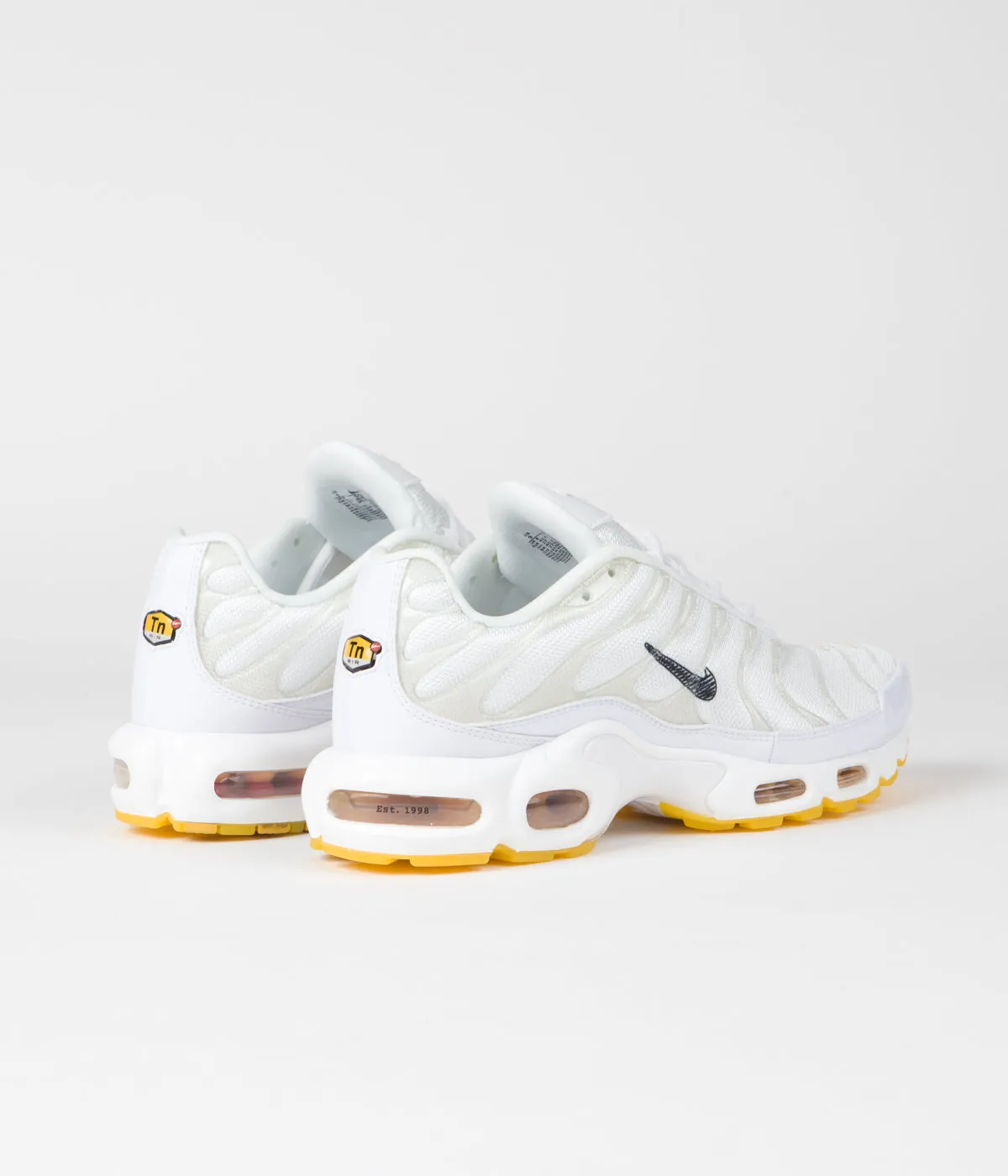 Nike Air Max Plus SE Shoes - Summit White / Black - White - White