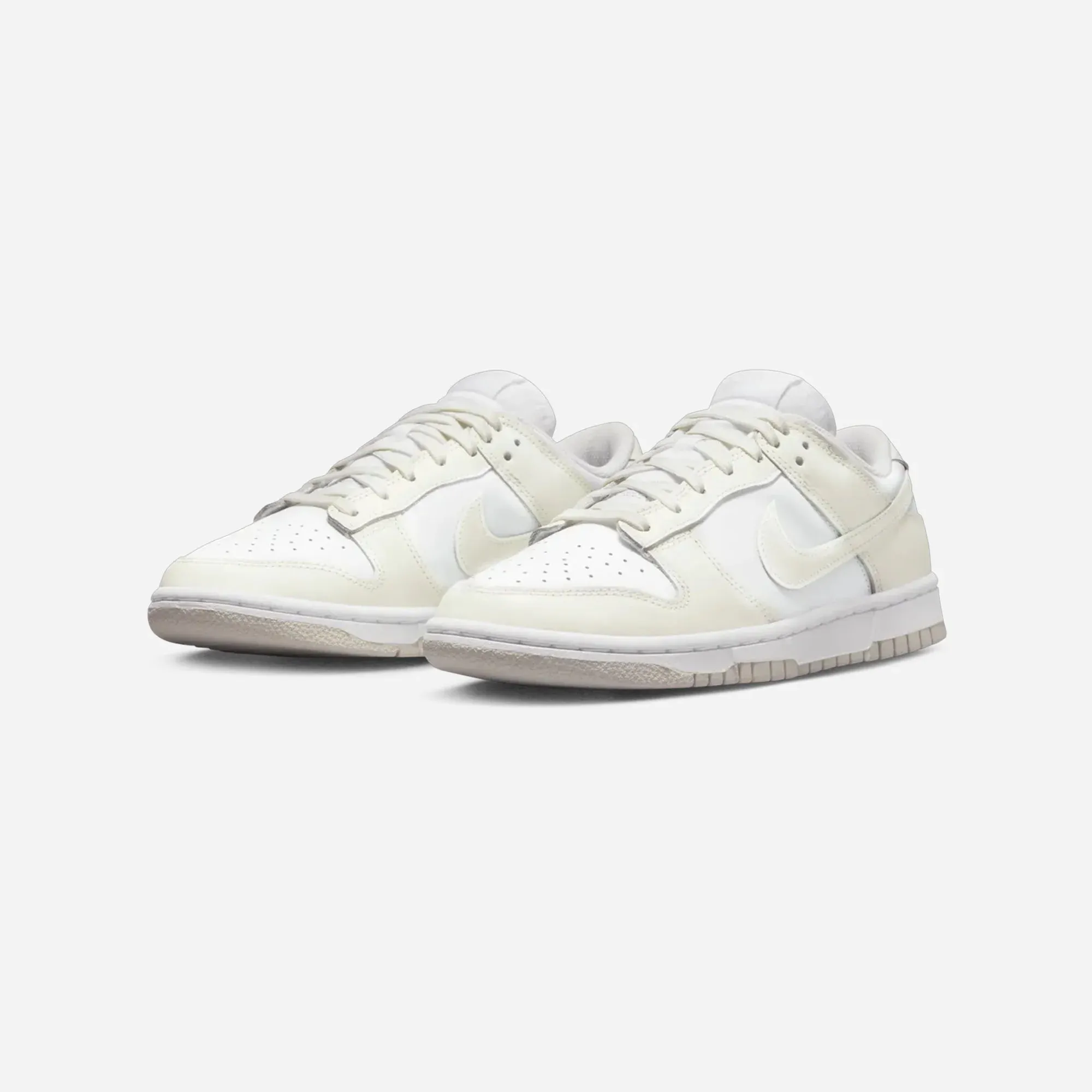 Nike Dunk Low 'Coconut Milk' W