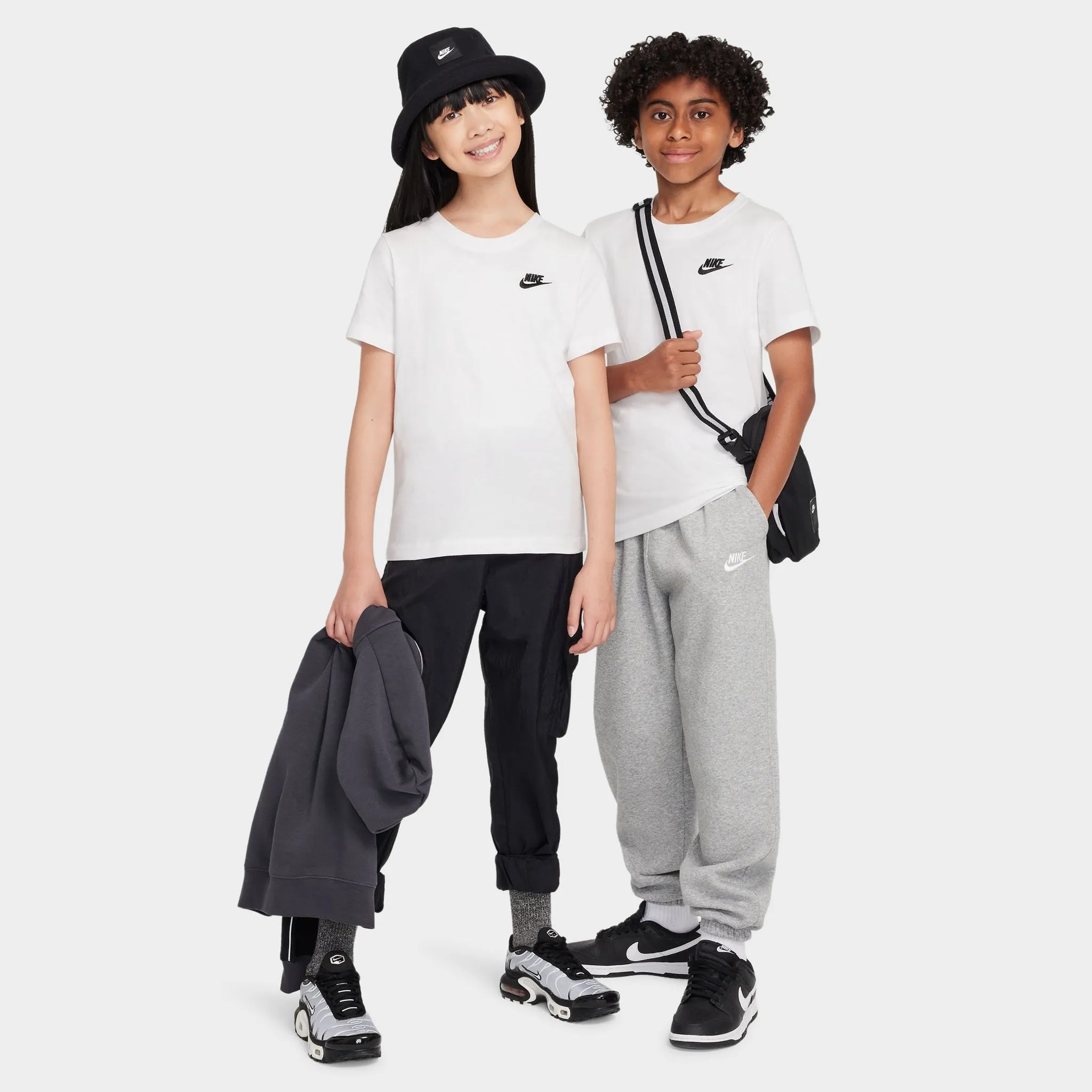 Nike Juniors' Futura T-Shirt  / White