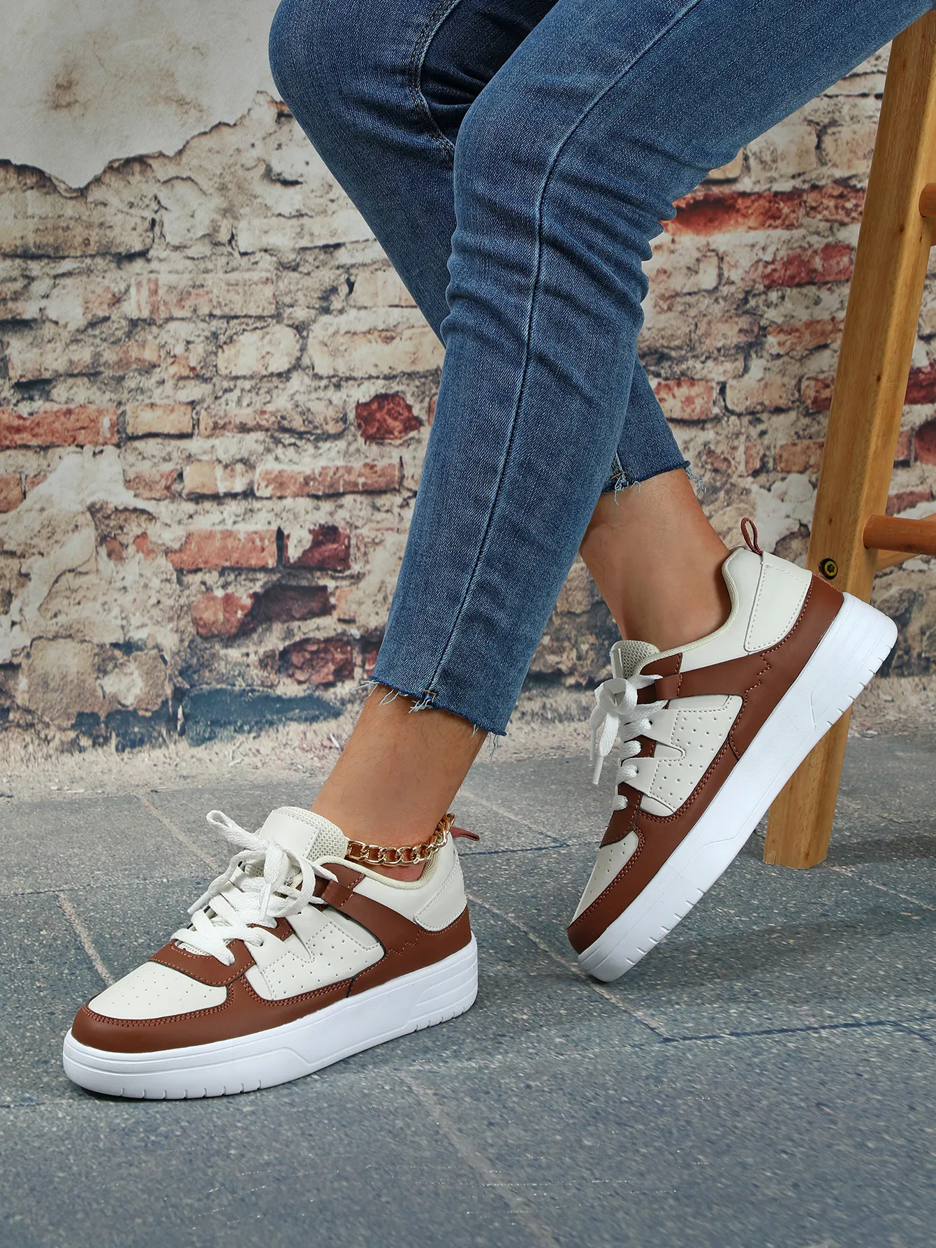 Stylish Colorblock Mesh Sneakers for Women | Ideal for Everyday Wear