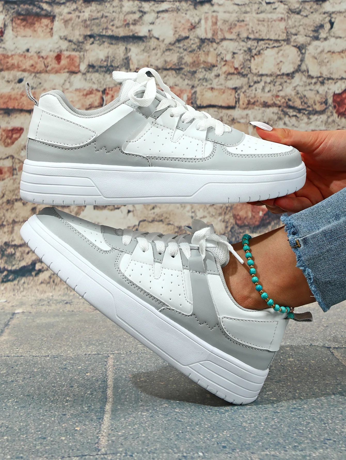 Stylish Colorblock Mesh Sneakers for Women | Ideal for Everyday Wear