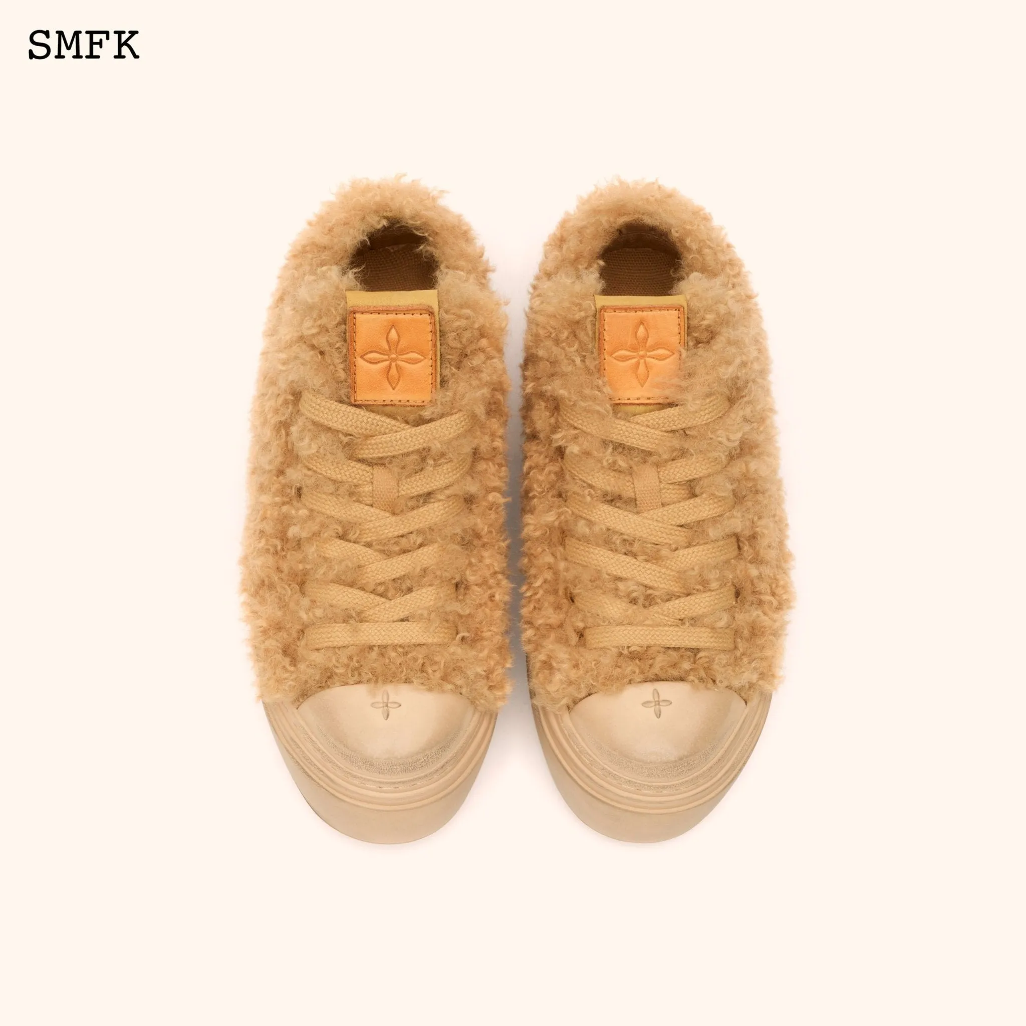 Super Model Gingerbread Furry Skate Shoes