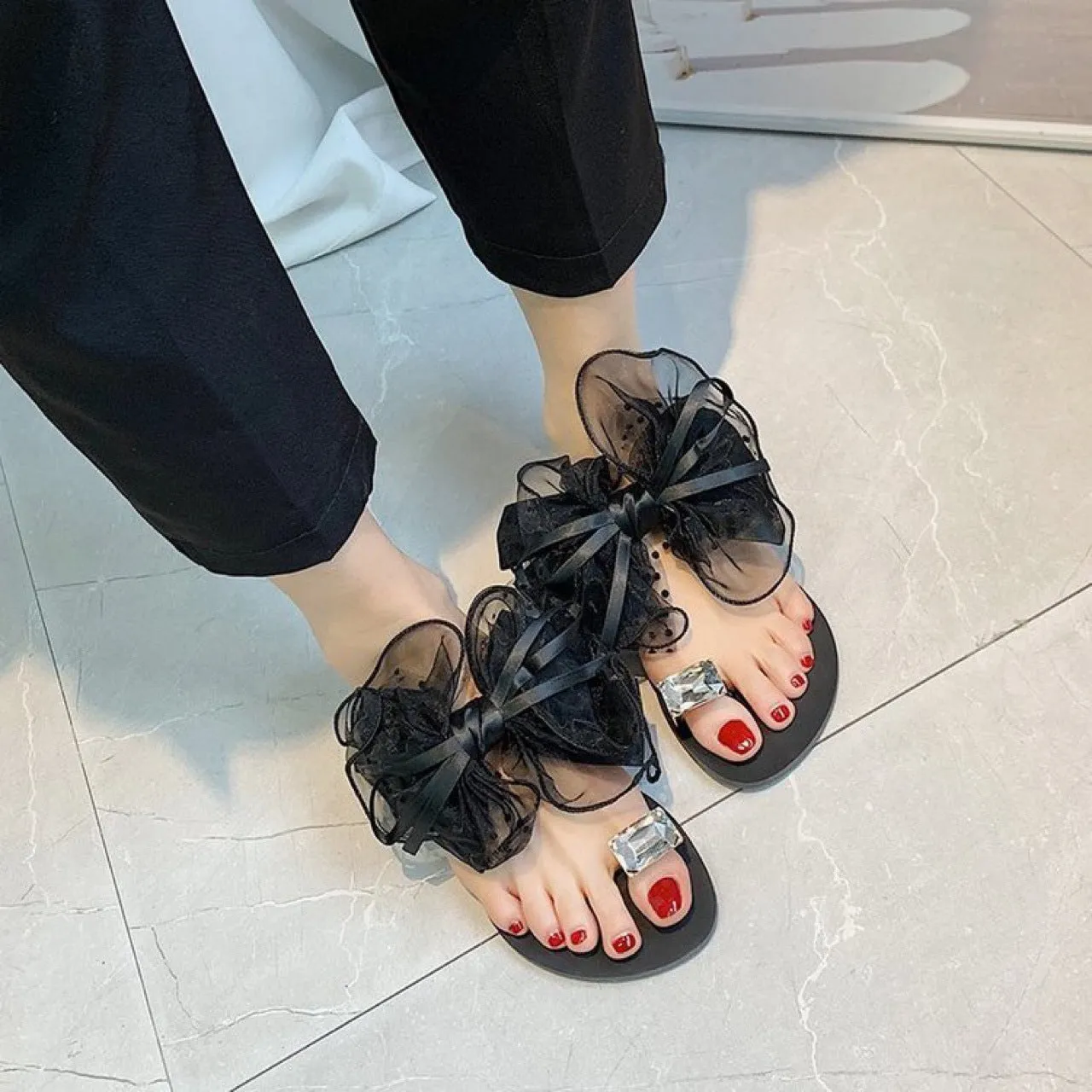 Women fashion bowknot rhinestone ring toe beach slide flat sandals