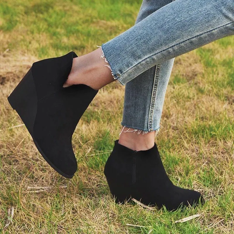 Women high heel wedge side zipper chelsea boots