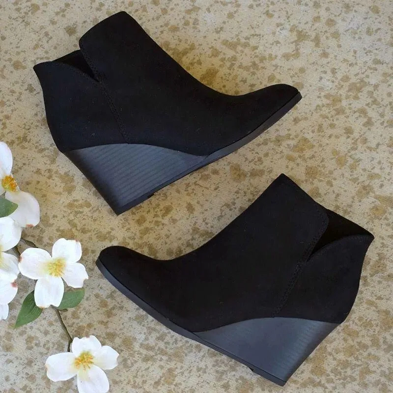 Women high heel wedge side zipper chelsea boots