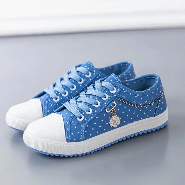 Women Shoes 2022 Fashion Summer Casual Shoes Cutouts Lace Canvas Hollow Breathable Platform Flat Shoes Woman Sneakers